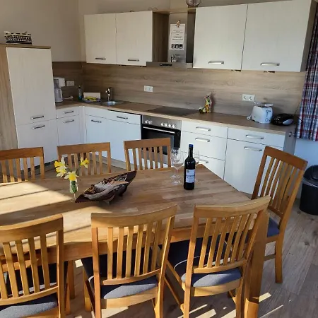 Ferienhaeuser Huehnergott Und Kranichnest, Sauna, Kamin Und Garten ブレーゲ