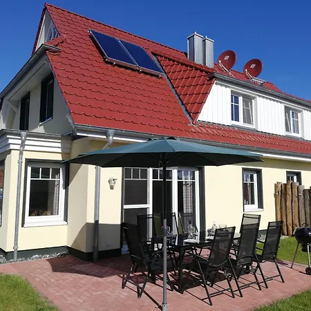 Ferienhaeuser Huehnergott Und Kranichnest, Sauna, Kamin Und Garten 別荘