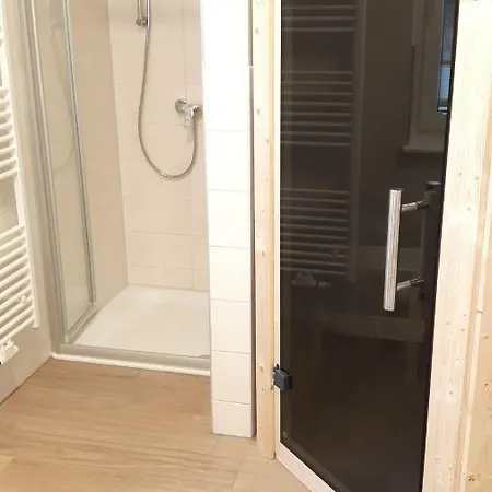 Ferienhaeuser Huehnergott Und Kranichnest, Sauna, Kamin Und Garten 別荘 *