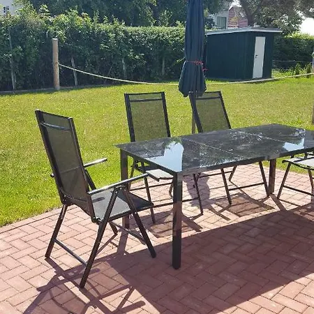 Ferienhaeuser Huehnergott Und Kranichnest, Sauna, Kamin Und Garten