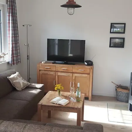 Ferienhaeuser Huehnergott Und Kranichnest, Sauna, Kamin Und Garten 別荘