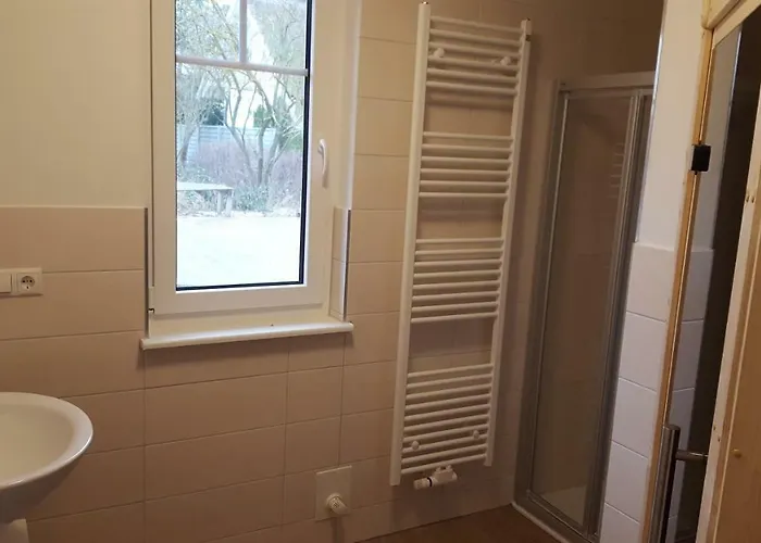 Ferienhaeuser Huehnergott Und Kranichnest, Sauna, Kamin Und Garten Breege