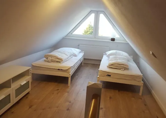 Ferienhaeuser Huehnergott Und Kranichnest, Sauna, Kamin Und Garten Dom wakacyjny Breege