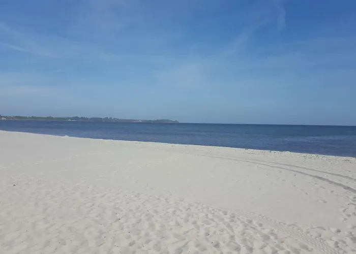 Dom wakacyjny Ferienhaeuser Huehnergott Und Kranichnest, Sauna, Kamin Und Garten Breege