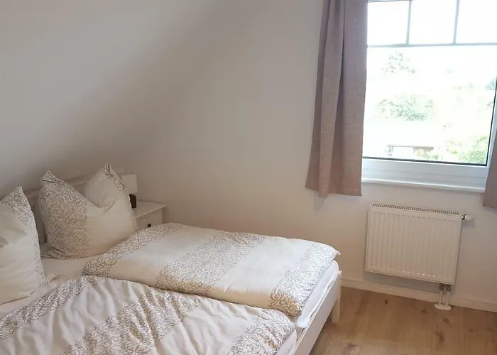 Ferienhaeuser Huehnergott Und Kranichnest, Sauna, Kamin Und Garten Dom wakacyjny Breege