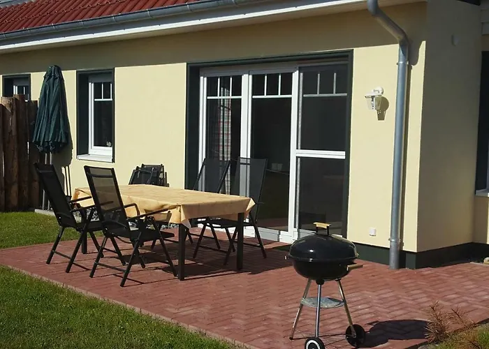 Ferienhaeuser Huehnergott Und Kranichnest, Sauna, Kamin Und Garten Semesterbostad